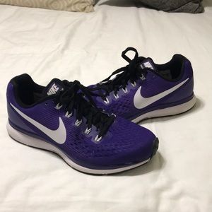 Women’s Nike running shoes